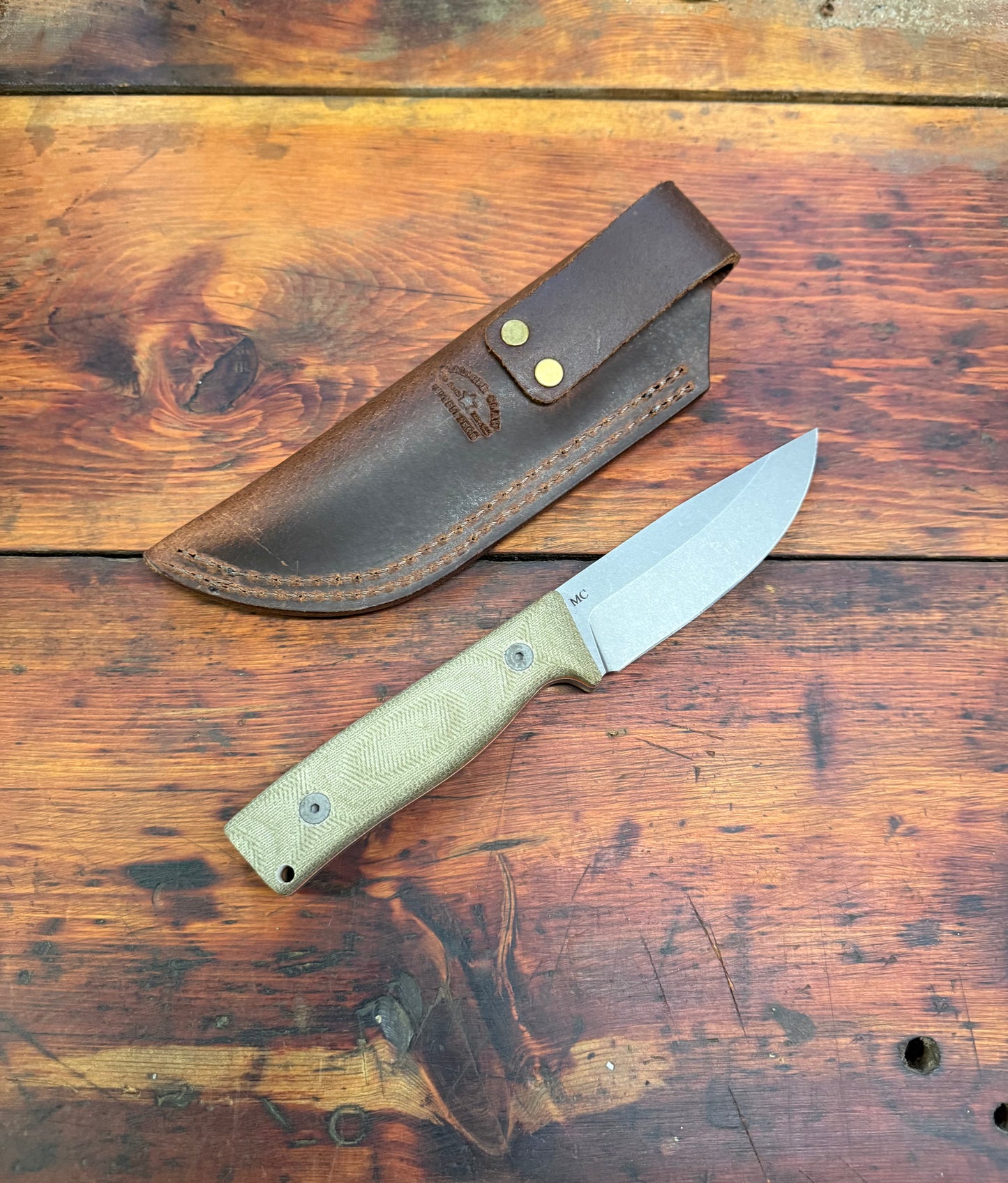 HKC Hunter - Green Micarta - Magnacut - 01